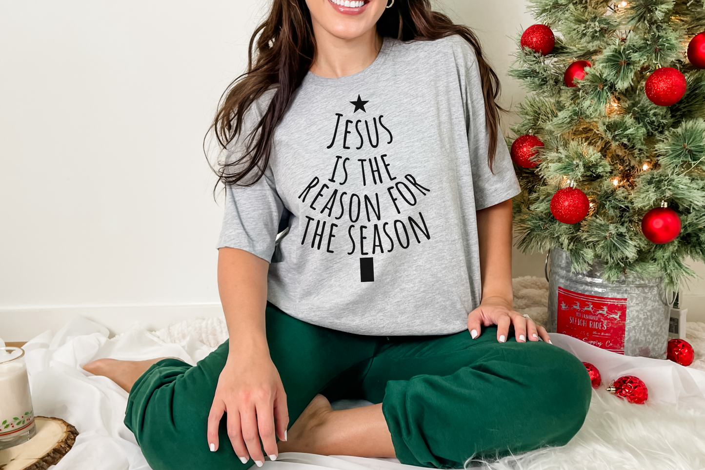 Christmas Christian Jesus is the Reason for the Season Graphic Tee