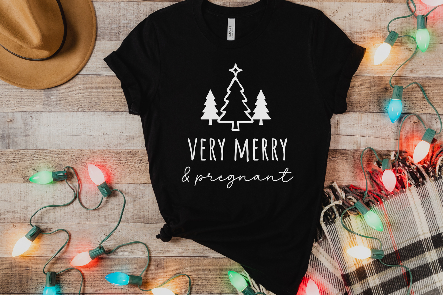 Christmas Very Merry and Pregnant Pregnancy Announcement Graphic Tee