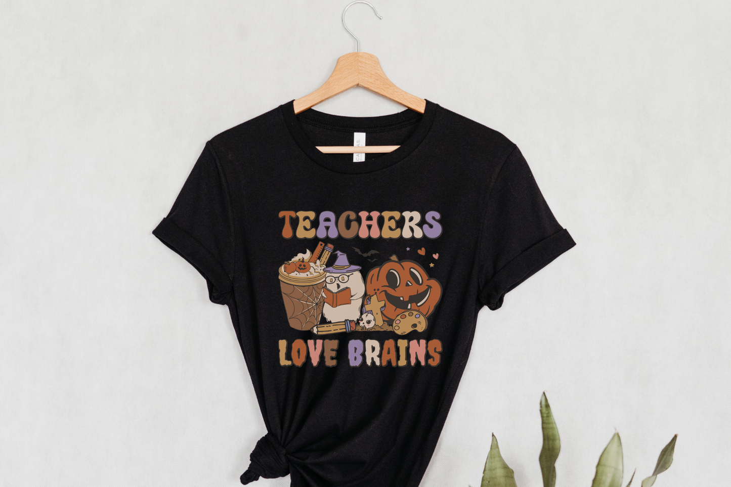 Halloween Teachers Love Brains Graphic Tee